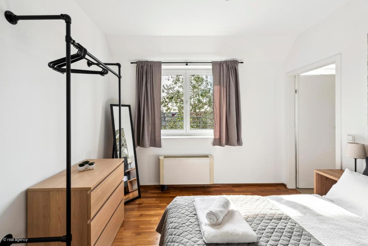 Bernhards Apartment Stadthalle - Klima & Terrasse Wien Ngoại thất bức ảnh
